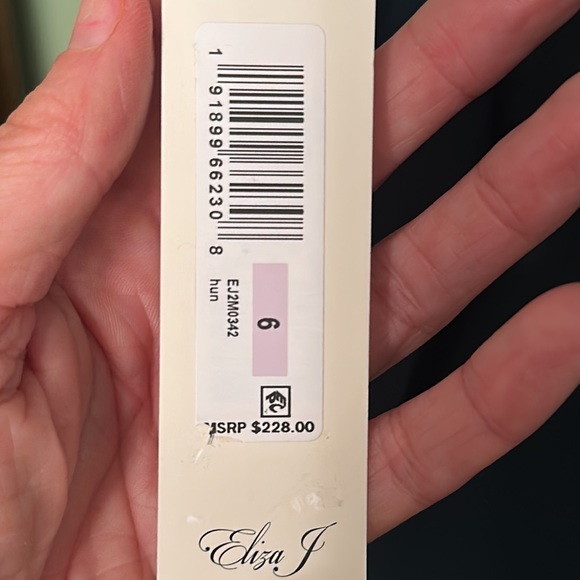 NWT: Eliza. J Stretch Crew Neck Sleeveless Cascading Ruffle Bow Gown - Picture 10 of 16